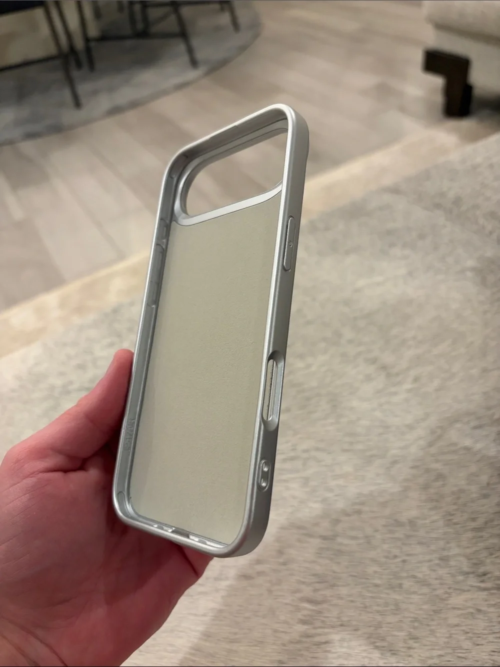 RIMOWA-Inspired Aluminum Style Case for iPhone 17 Air – Silver | New, No Box